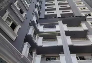 Apartments For sale - 3 rooms - floor 7
