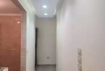 شقق للبيع - 3 غرف - بالدور 10
