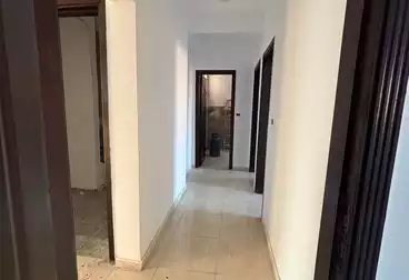 عقارات للبيع - 3 غرف - بالدور 4