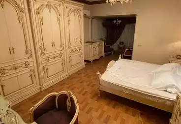 Apartments For sale - 2 rooms - floor 7