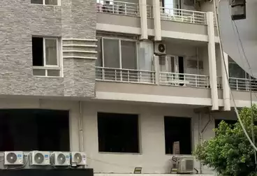 Commercial For sale - floor 0