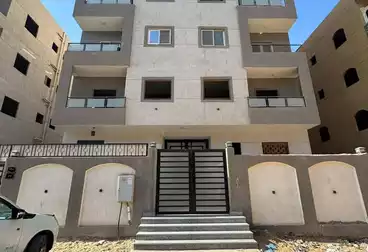 Apartments For sale - 6 rooms - floor 1