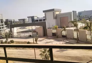 Apartments For sale - 3 rooms - floor 2