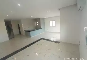 Apartments For sale - 3 rooms - floor 1