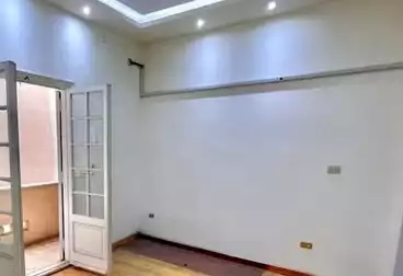 Administrative For rent - 5 rooms - floor 3