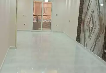 Apartments For sale - 3 rooms - floor 1
