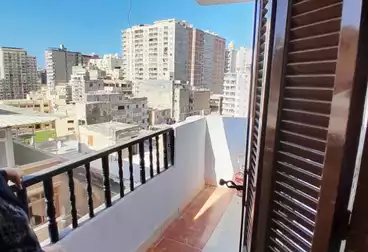 Apartments For rent - 3 rooms - floor 7