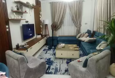 Apartments For sale - 2 rooms - floor 5