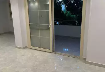 Apartments For sale - 3 rooms - floor 1