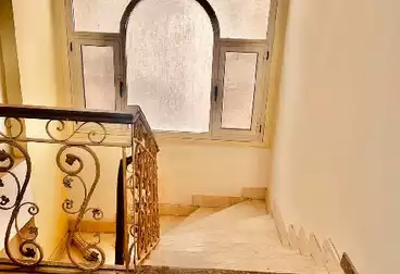 undefined undefined - 6 rooms - floor 1