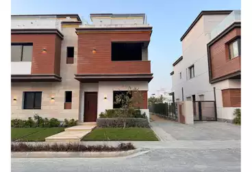 Twin House For sale - 4 rooms