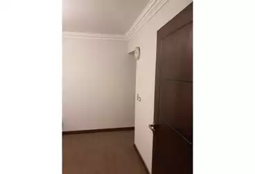 Apartments For sale - 3 rooms - floor 10