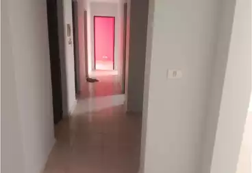 Apartments For sale - 3 rooms - floor 2