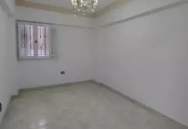 Apartments For sale - 2 rooms - floor 1