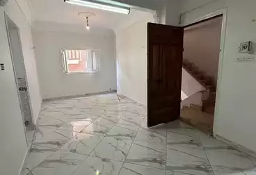 Apartments For sale - 2 rooms - floor 1