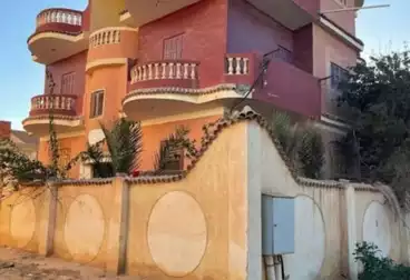 Villas For sale - 5 rooms