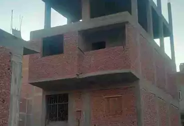 House / Home For sale - 6 rooms