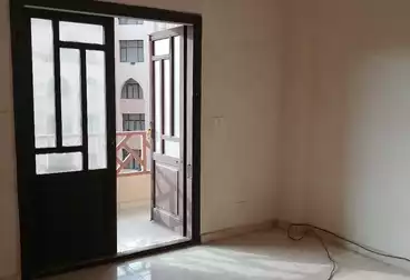 شقق للبيع - 3 غرف - بالدور 3