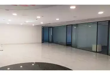 مقر إداري للإيجار - 5 غرف - بالدور 5