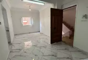 Apartments For sale - 2 rooms - floor 1