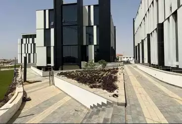 Administrative For rent - 3 rooms - floor 2