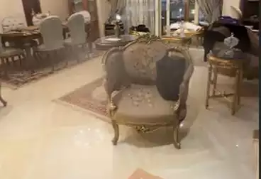 Furnished Apartment For sale - 3 rooms - floor 4