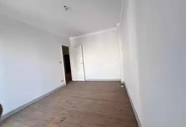 undefined undefined - 2 rooms - floor 6