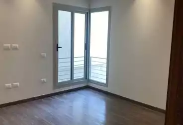 Corporate Branch For rent - 7 rooms - floor 2
