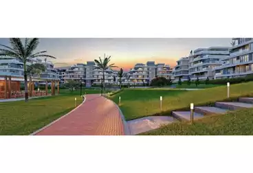 Penthouse For sale - 4 rooms - floor 5