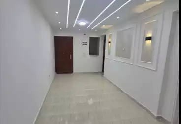 Apartments For sale - 2 rooms - floor 8