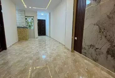 Apartments For sale - 2 rooms - floor 8