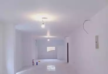 صيدليات للبيع