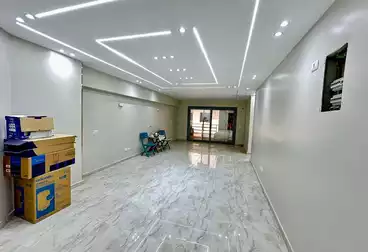 Apartments For sale - 3 rooms - floor 1