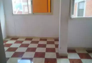 undefined undefined - 2 rooms - floor 4