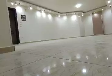 undefined undefined - 2 rooms - floor 8