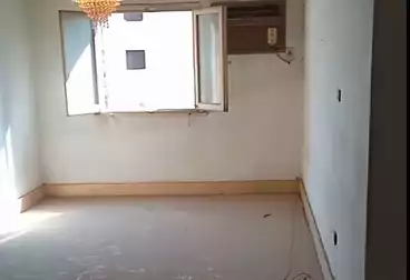 Apartments For sale - 2 rooms - floor 8