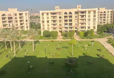 Apartments For sale - 3 rooms - floor 5