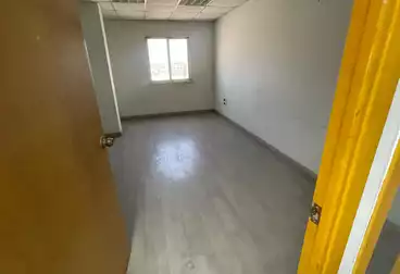 Offices For rent - 2 rooms - floor 1