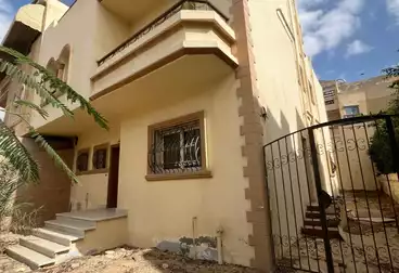 Villas For sale - 4 rooms