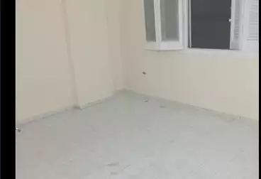 Apartments For sale - 2 rooms - floor 6