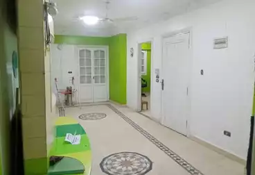 Apartments For sale - 3 rooms - floor 1