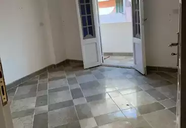 Apartments For sale - 2 rooms - floor 5