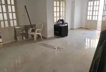 Apartments For sale - 2 rooms - floor 4