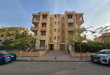 Apartments For sale - 3 rooms - floor 1