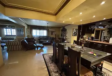 Furnished Apartment For sale - 3 rooms - floor 6