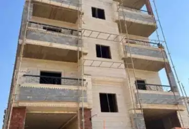 Apartment with Garden For sale - 3 rooms - floor 0