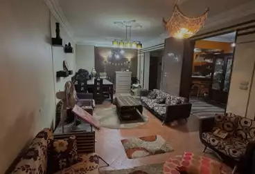 شقق للبيع - 4 غرف - بالدور 5