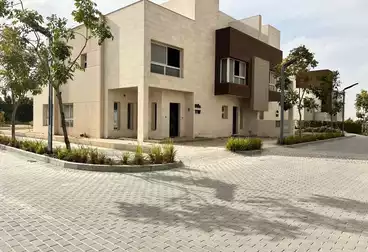 فيلا منفصلة للبيع - 5 غرف