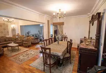 Apartments For sale - 2 rooms - floor 7