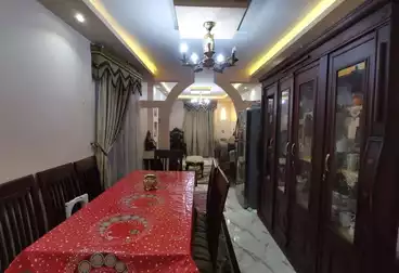 Apartments For sale - 3 rooms - floor 8